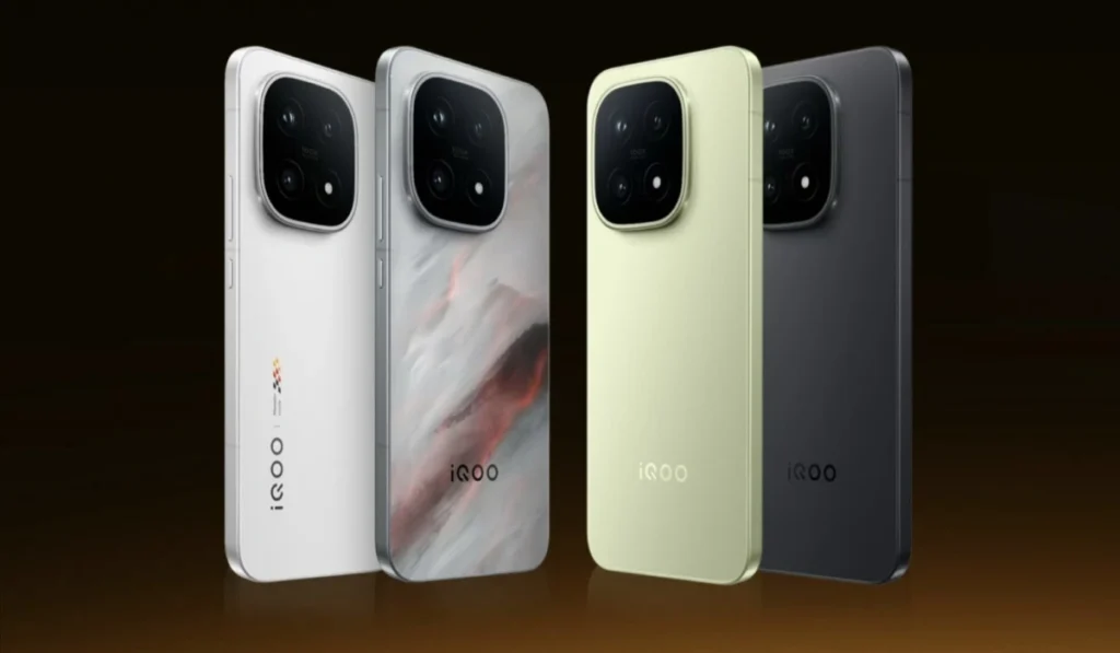 iQOO 15 features Samsung's M14 2K AMOLED display